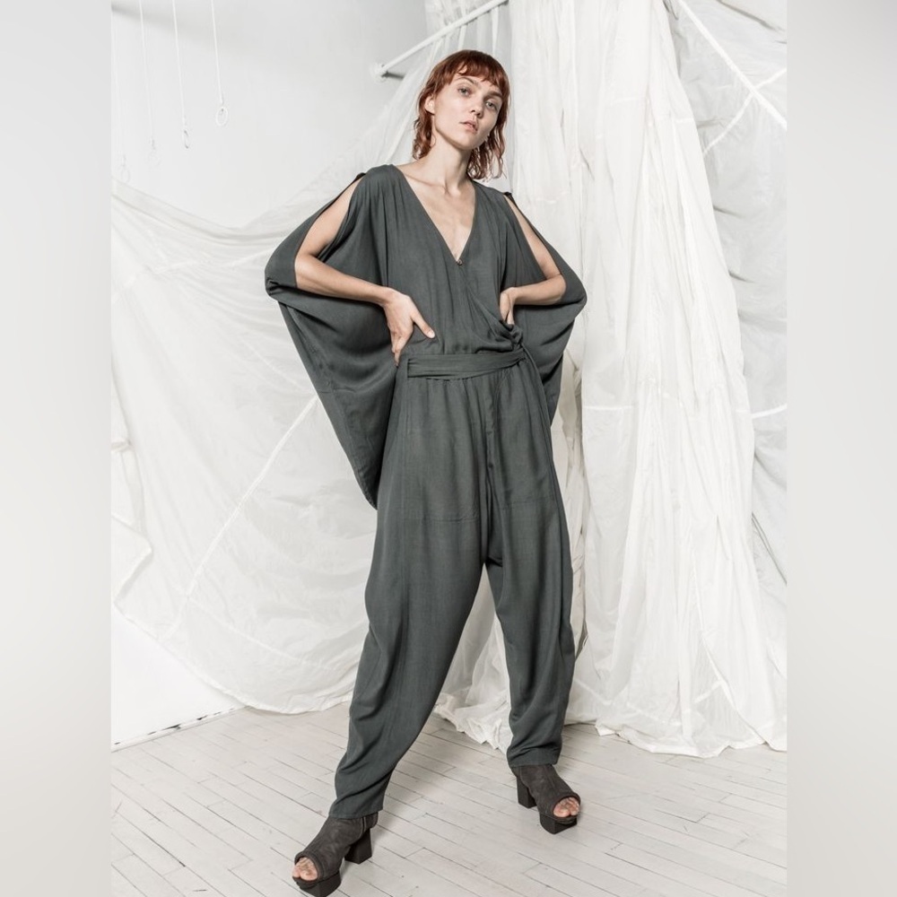 NWT Nickolas K Rue Jumpsuit in color Graphite size M